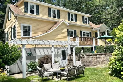 Threshwood Place, Threshwood Place in Ogunquit