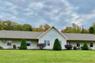 Image de Cozy & Private Countryside home close to the City as well as beaches/attractions