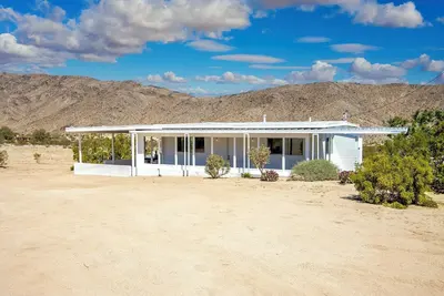 Image de The Joshua Tree Whitmore House + Hot Tub