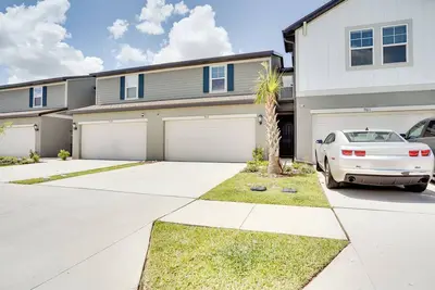 Image de Modern 3-bedroom townhome with WiFi and Ac in Wesley Chapel