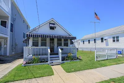Image de Charming 3 B/R house in North Wildwood with big yard. Great for Families!