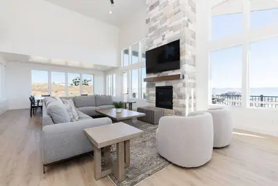 Image de Lakeview Haven - Sleeps 28