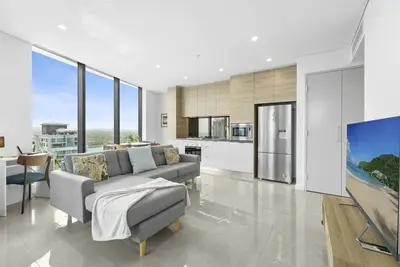 Image de Sky-High Beachside Condo - Pet Friendly