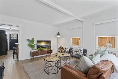 Image de Balboa Island Cottage- Air Conditioning! Newport Peninsula Ferry Close!