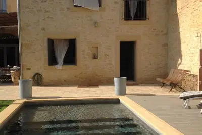 Image de Loue maison dans le Gard - 1 chambre, 2 couchages - Castillon-du-Gard (30)