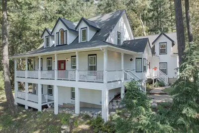 Image de Exceptional, Hot Tub, Pickleball, Pool Room, Close to Everything!
