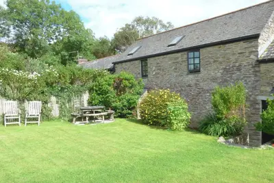 Image de Character cottage with private + peaceful garden - 5 acre meadow - dog friendly