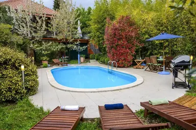 Charming 3-bedroom villa with private pool in gorgeous Dubravka