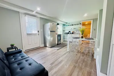Image de New! Fully Stocked & Spacious Studio in Spartanburg, Sc!