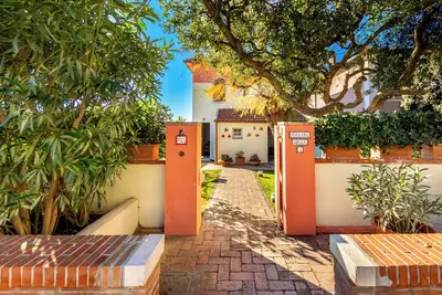 Image de Cozy cottage with garden and terrace overlooking the Gulf of Follonica