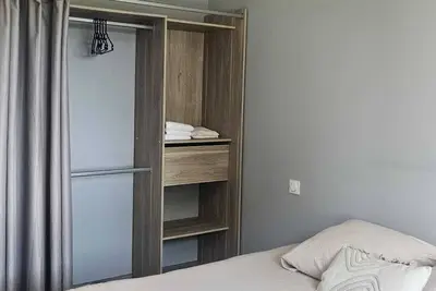Maison paisible avec piscine, proche d'Avignon