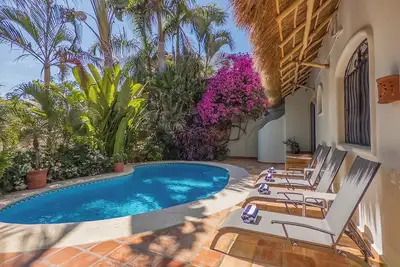 Image de Casa Karma - Large Private Patio w/ Heated Pool - 7min Walk to Beach and Town