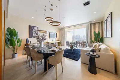 Image de Extravagant 2br Apt at Five Palm w/Sea View