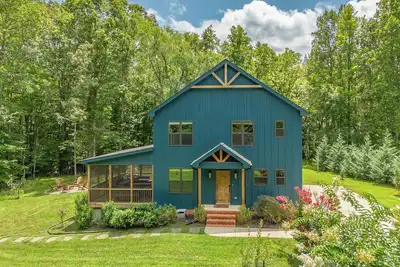 Image de Beautiful Modern Home Retreat with Private Lake on 15 acres