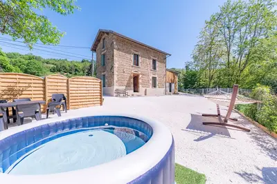 Image de Le Gîte de la Passerelle - avec jacuzzi
