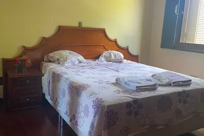 Image de Spacious apartment for family.