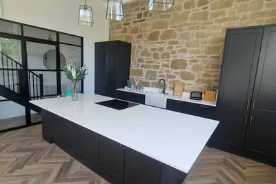 Image de Charming & Spacious 3-Bedroom Retreat in Edinburgh | Fast WiFi & Cozy Comforts