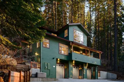 Image de Charming 2 King Beds Centrally Located Inside Yosemite's Gates! with WiFi, Ac