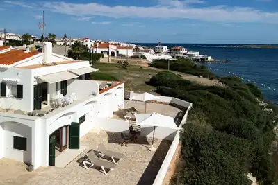 Image de Casa Macaret+Mini Studio avec vues infinies sur la mer