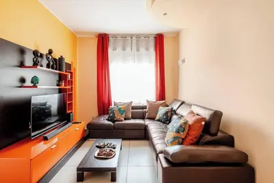 Image de Stay in Style: vibrant condo in San Giovanni Lupatoto - free parking