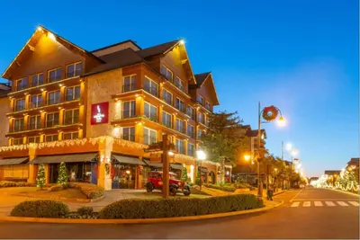 Image de Come and discover the Hotel Laghetto Stillo Borges