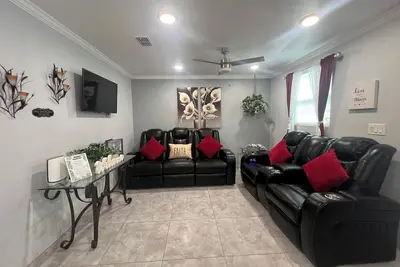 Image de Charming 2-bedroom apartment in North of Lakeland with WiFi, Ac