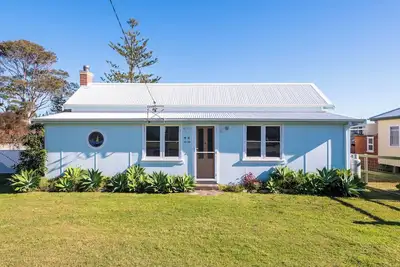 Image de Seaside Haven in Stunning Currarong. Close to Beaches, Massive Backyard & Deck.
