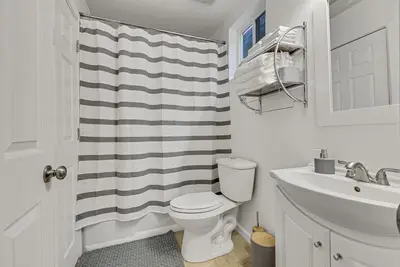 Image de Spacious 4-bedroom house with WiFi, Ac in brilliant Indianapolis