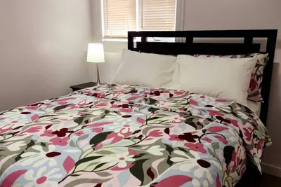 Image de Beautiful 2-bedroom basement suite with kitchen and Wi-Fi on Herring Cove Road