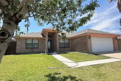 Image de Paseo House - 3 Bedroom/2Bathroom - Centrally Located - Your Perfect Nest!