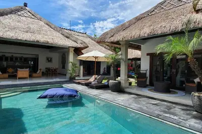 Image de Beautiful Villa Indah\nIn trendy Seminyak is a sanctuary of pure serenity