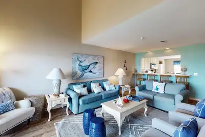Image de Bethany Bay 3rd floor condo w/pool, hot tub, tennis court, on-site golf