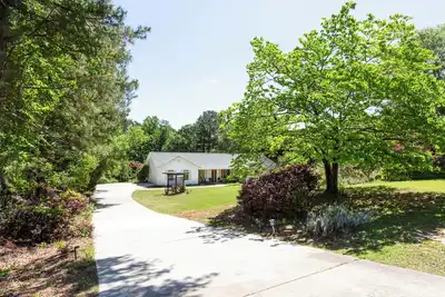 Image de Rural Bliss meets Modern Comfort