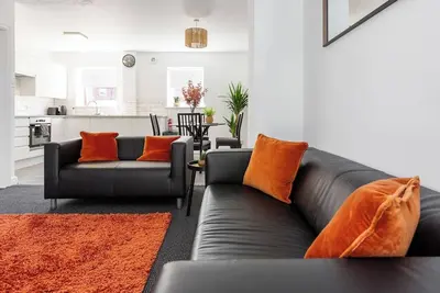 Image de Waterfront 2 Bed Apartment | Free Parking & Wi-Fi