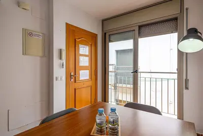 Appartement idéal couple à 100m plage et commerces