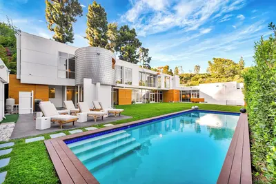 Image de The Beverly Luxe Retreat