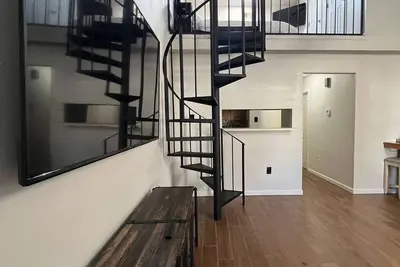 Image de Charming 2-bedroom townhome in brilliant Baton Rouge minutes from Lsu