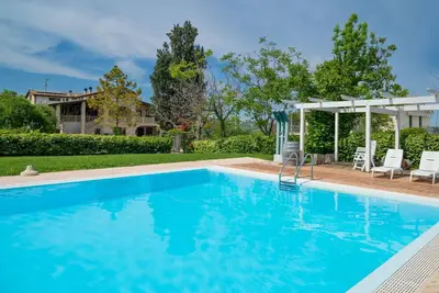 Image de Agréable appartement avec climatisation, piscine, Wifi, Tv, patio, animaux admis et parking