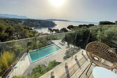 Image de Villa vue mer exceptionnelle et accès direct plage