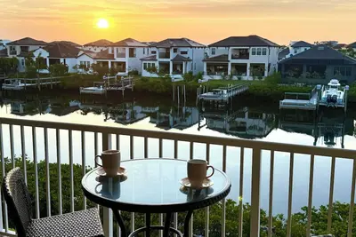 Image de Charming 2-bedroom townhome with WiFi, Ac in peaceful Ruskin