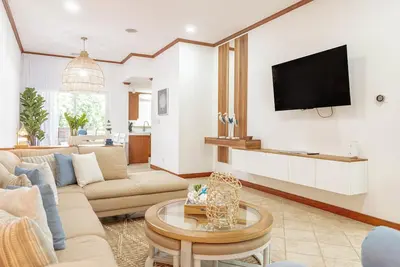 Image de Modern Ground-Floor Condo @ Los Sueños