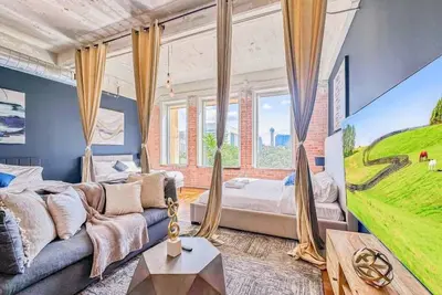 Image de Elegant 2bd | Dt Dallas | Sleeps 16 | Free Parking