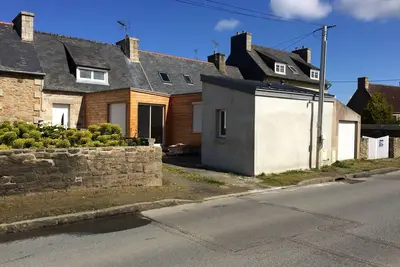Image de Maison de bourg confort à 6 minutes des plages en voiture, proche commerces.