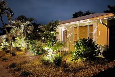 Image de Location, location, walkable to all things Punta Gorda and waterfront!