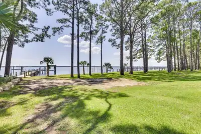 Image de Private Beach & Dock - Quiet Waterfront Retreat on Ochlockonee Bay