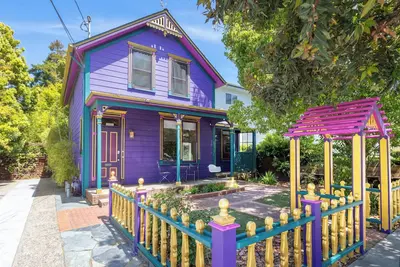Image de Charming 5 Bd Victorian House by Beach Boardwalk