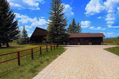 Image de Pinedale's Mountain Vista