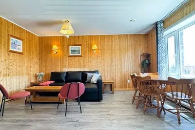Image de Cozy spacious chalet with private deck. On cabot trail. Super close to Baddeck