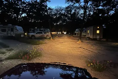 Image de Deluxe Covered Rv Pad