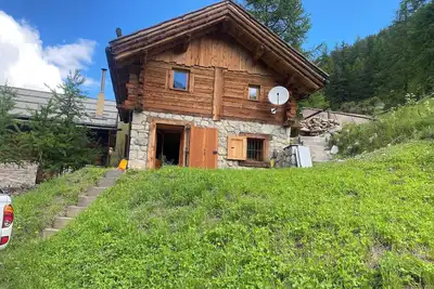 Image de Chalet calme et authentique au cœur du Queyras, idéal pour une vraie déconnexion